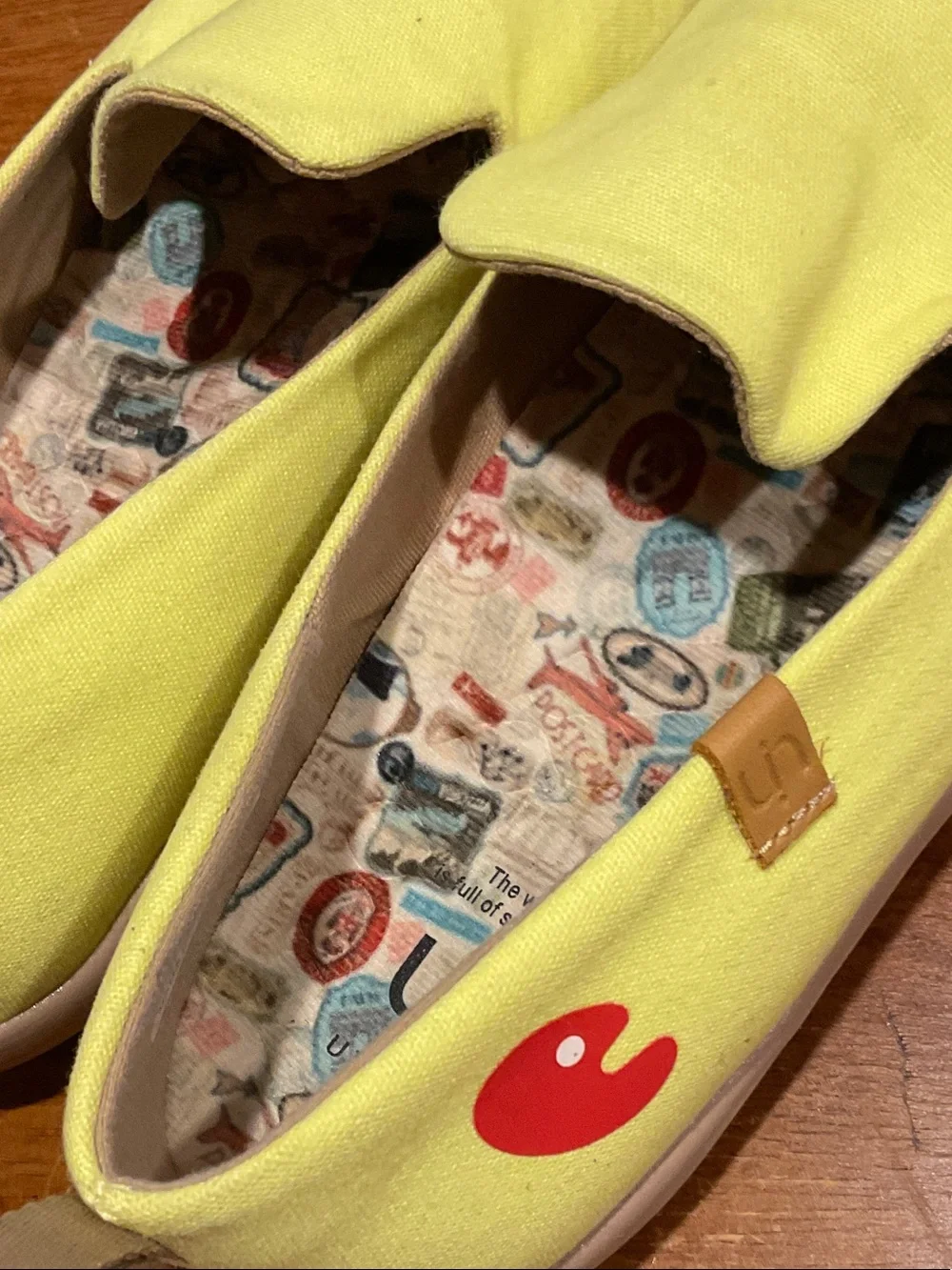 UIN Yellow Slip-On Canvas Espadrilles with Patterned Insole
